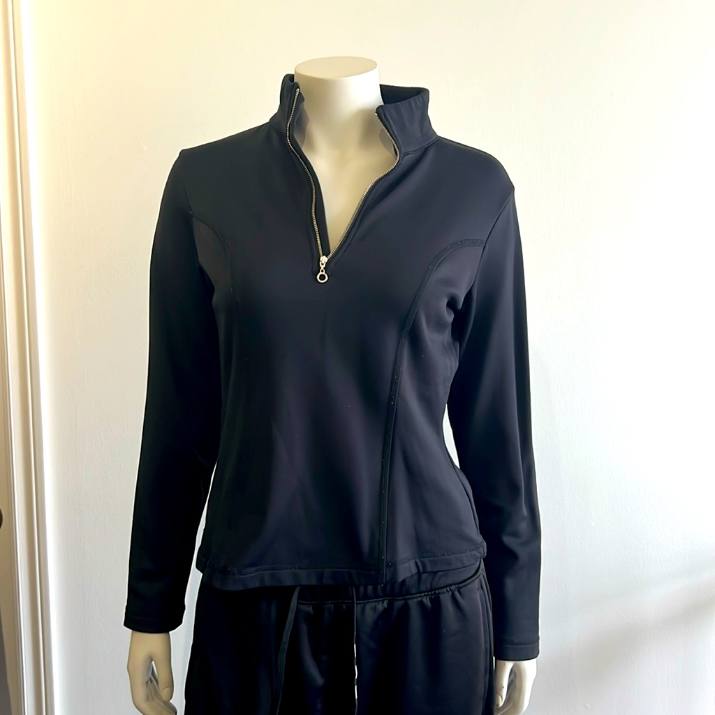 Nils Fleece Pullover. Perfect For Layering While Active Outdoors.